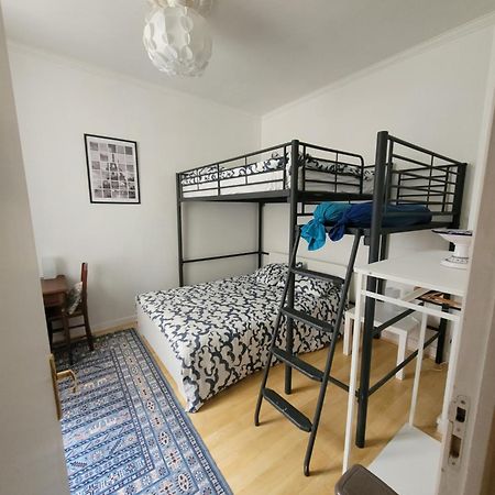 Cozy And Nice Homestay Room - Chambre D'Hote Paris Bagian luar foto