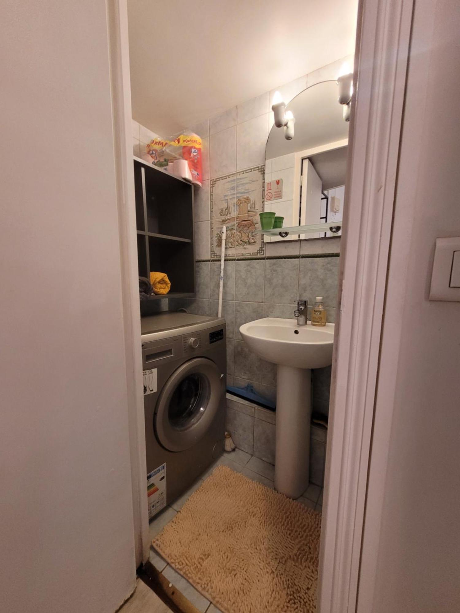 Cozy And Nice Homestay Room - Chambre D'Hote Paris Bagian luar foto