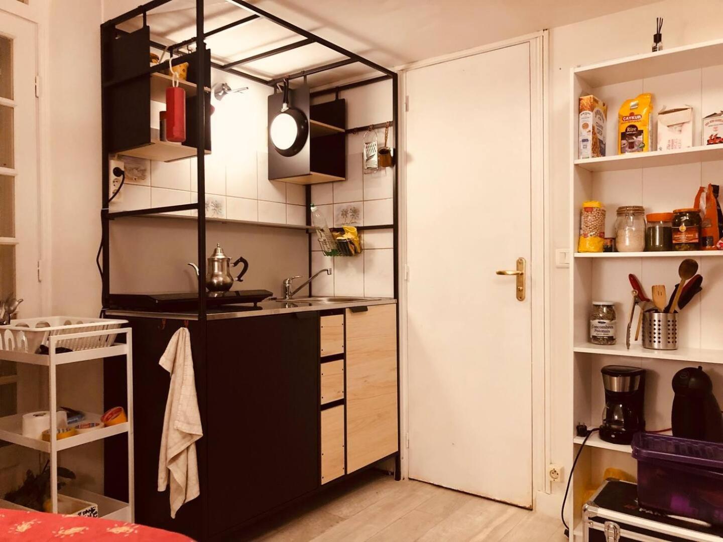 Cozy And Nice Homestay Room - Chambre D'Hote Paris Bagian luar foto